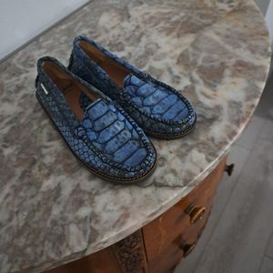 Fascani Kids Girls Blue Snake-Skin Dress Shoes Size 28 (US 11) New Unboxed